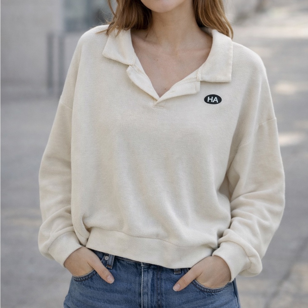 Dazy Cream and Gray Top